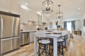 Exclusive Apartment, 3 Bedrooms (Suite 7) | 1 bedroom, premium bedding, individually decorated - Les Lofts du Plateau (Montreal)
