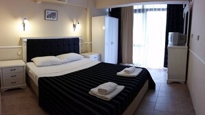 Classic Room, City View | In-room safe, blackout curtains, iron/ironing board (on request) - Hani Boutique Hotel (Marmaris)