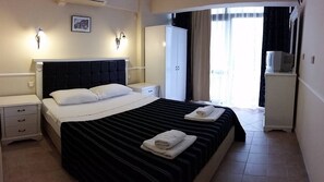 Classic Room, City View | In-room safe, blackout drapes, iron/ironing board, free WiFi - Hani Boutique Hotel (Marmaris)