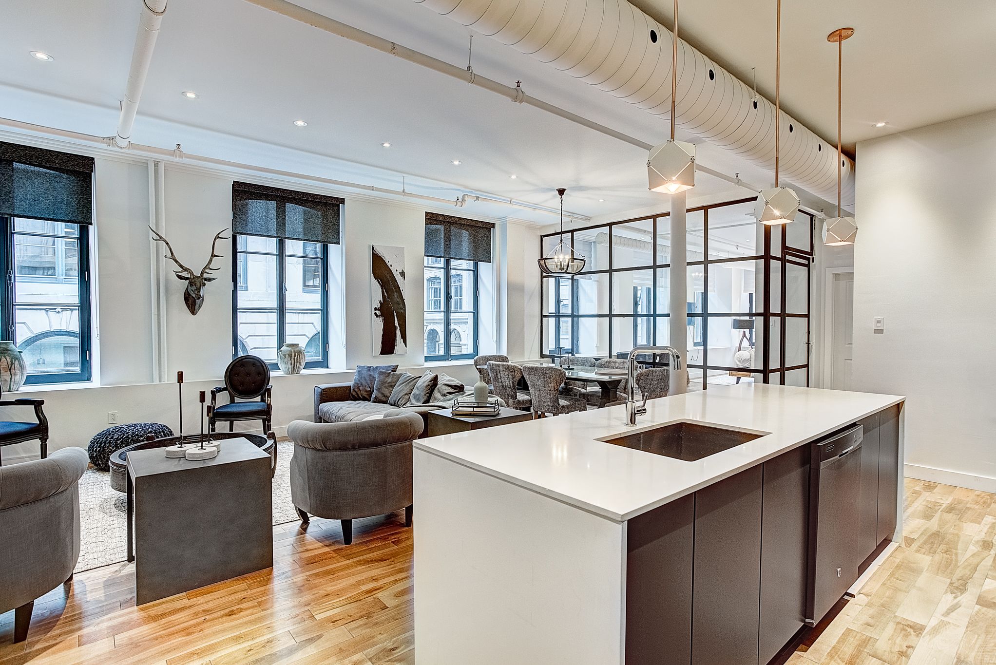 独特公寓, 3 间卧室 (Unit 1) | 埃及棉床单、高档床上用 品、迷你吧、特色装修