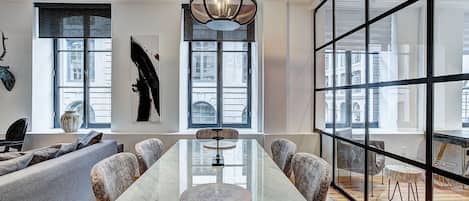 Exclusive Apartment, 3 Bedrooms (Unit 1) | Egyptian cotton sheets, premium bedding, minibar, individually decorated