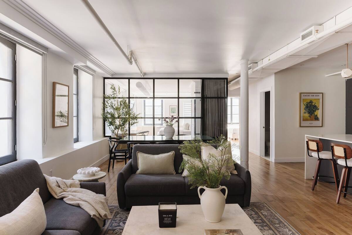 Luxury Apartment, 3 Bedrooms (Unit 2) | Living area | 65-inch flat-screen TV with cable channels, TV, Netflix