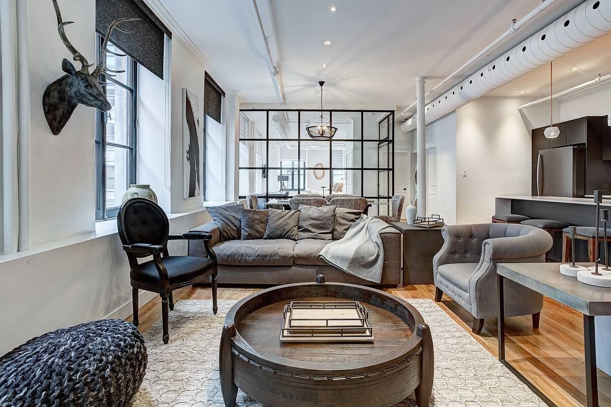 Exclusive Apartment, 3 Bedrooms (Unit 1) | Egyptian cotton sheets, premium bedding, minibar, desk