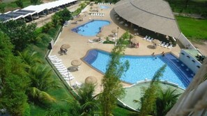 3 outdoor pools