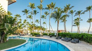 Unclassified image, 4 of 101, button - Be Live Collection Punta Cana - Adults Only (Punta Cana)