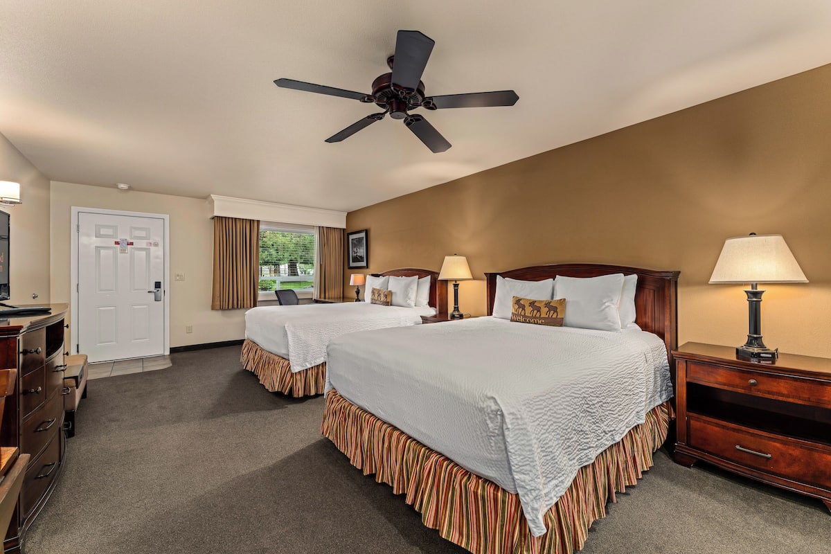 Premium bedding, soundproofing, iron/ironing board, WiFi (free)