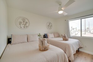 4 habitaciones, cuna de viaje, acceso a internet y ropa de cama