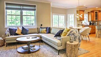 TV, fireplace, books, music library