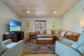 Een televisie en een dvd-speler