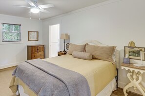 4 quartos, ferros/tábuas de passar roupa, acesso à internet