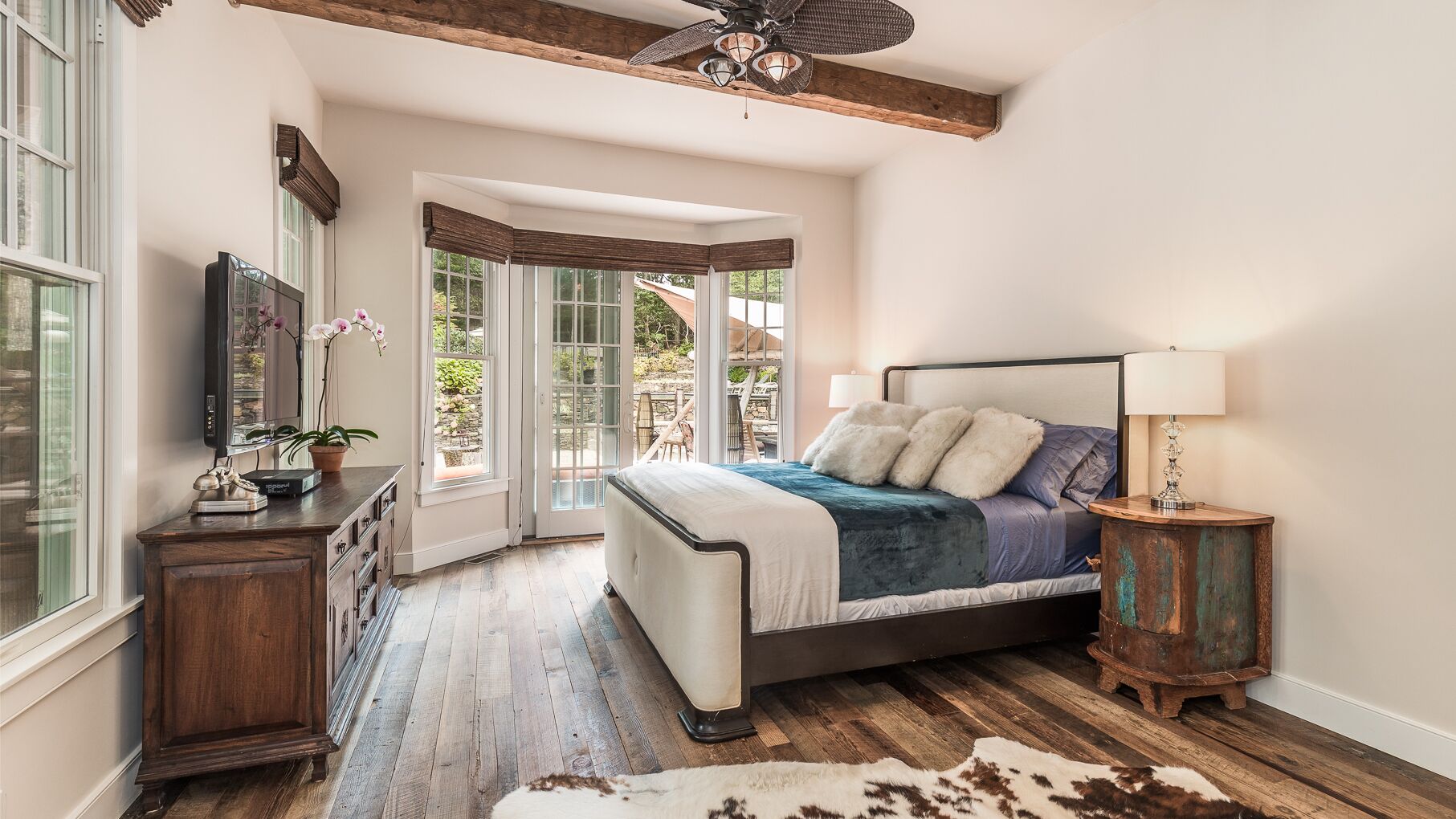 7 habitaciones, tabla de planchar con plancha y wifi gratis 