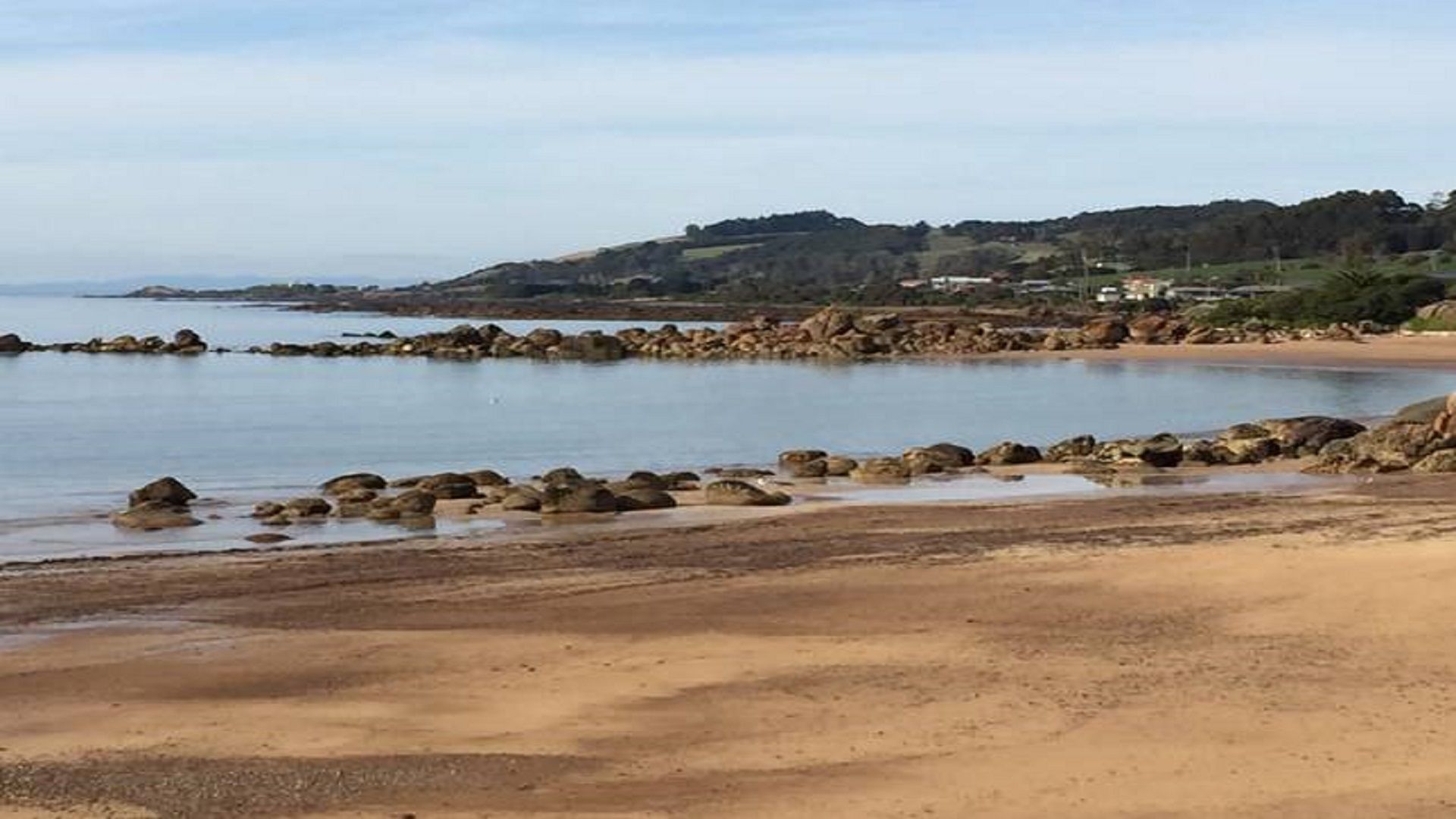 Sunrise at Penguin - beach retreat — image 10