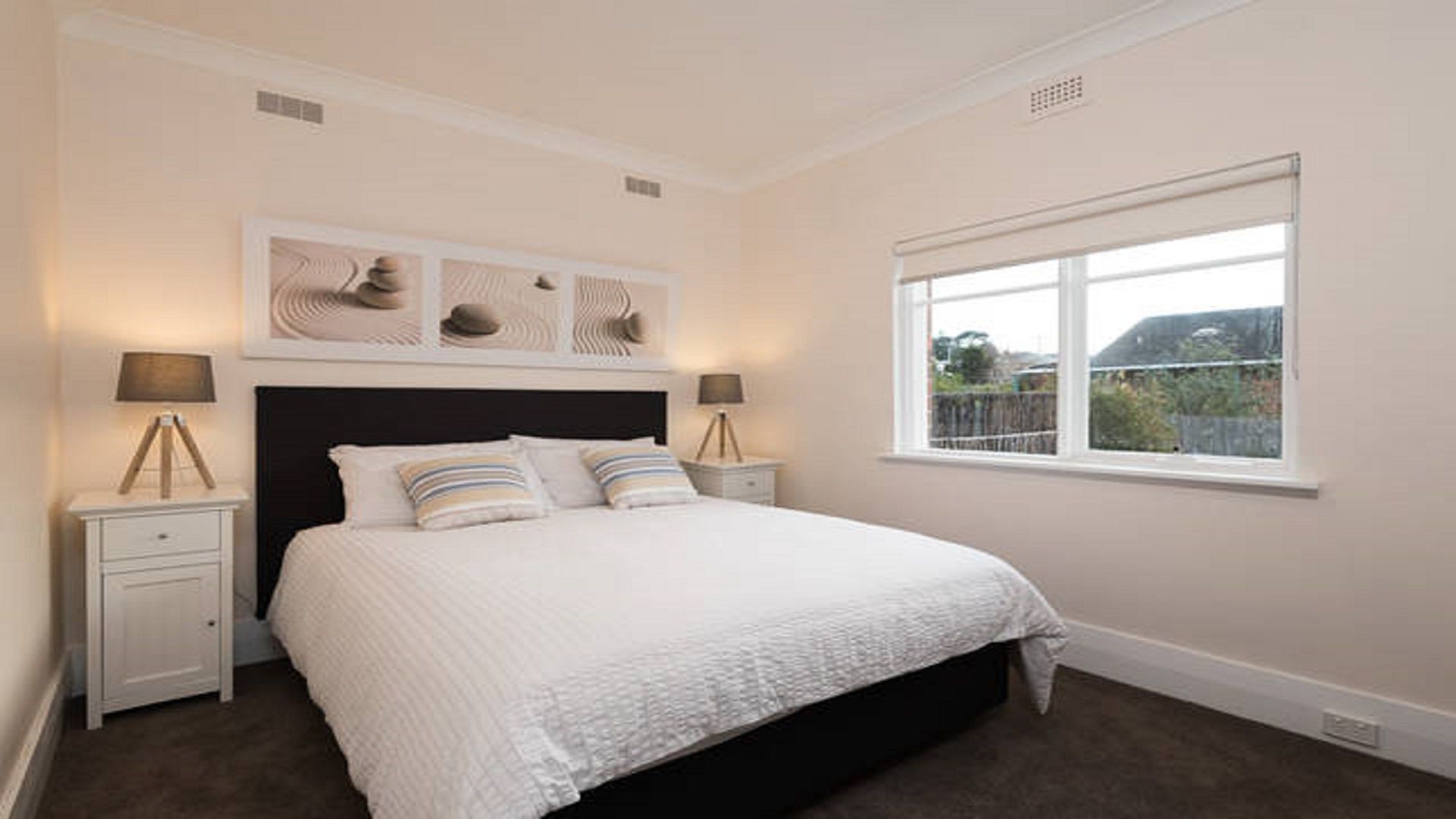 Sunrise at Penguin - beach retreat — image 18