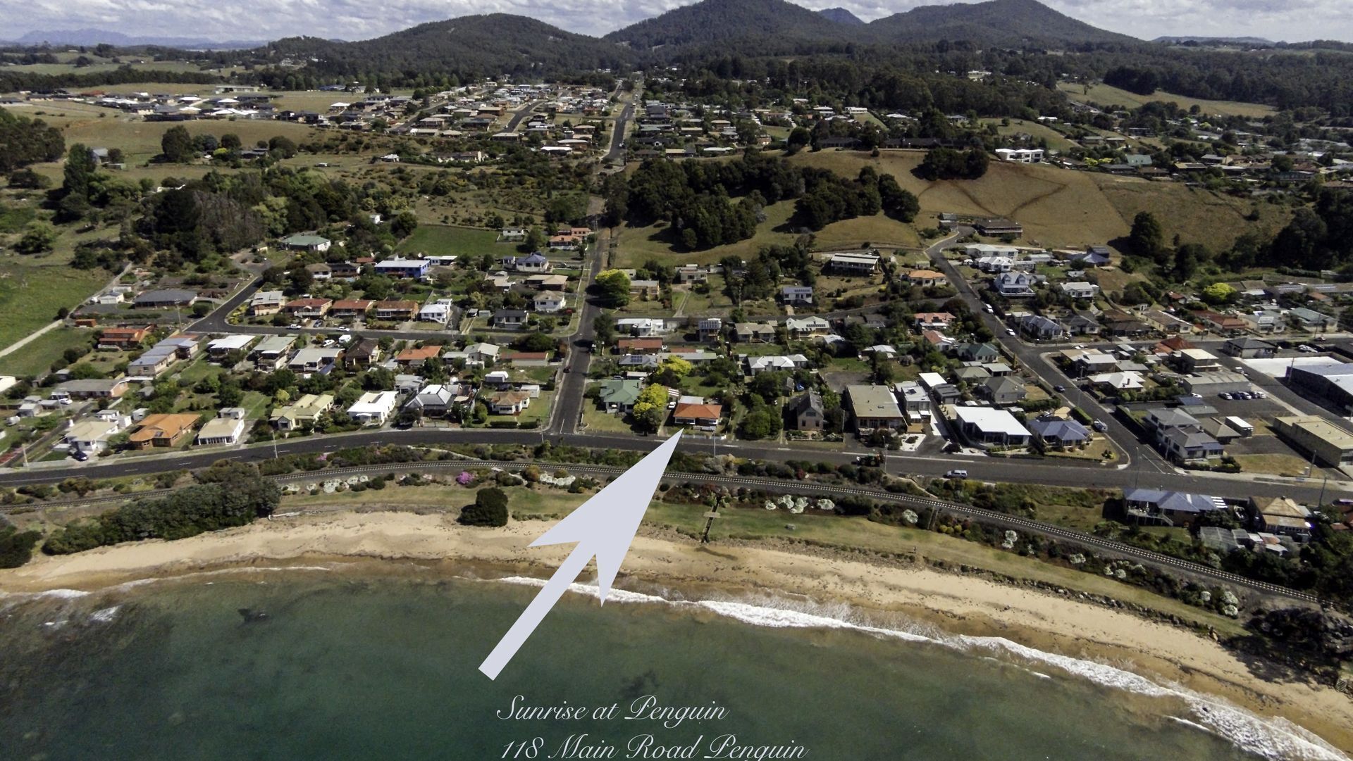 Sunrise at Penguin - beach retreat — image 16