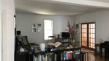 TV connectée, livres, médiathÚque