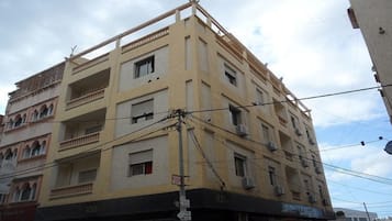 Mặt tiền nơi lưu trú