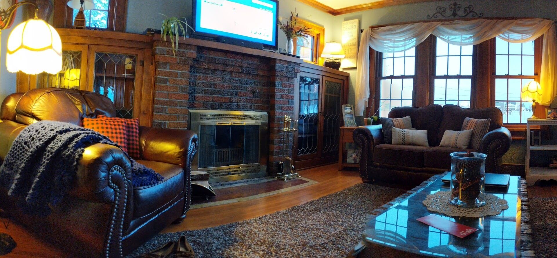 Beautiful Victorian Near Racing, Golfing, Hiking Etc...