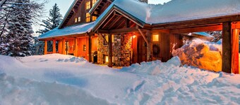 Private and Peaceful, Mtn Views, Stream, Family Friendly, Separate Guest Room