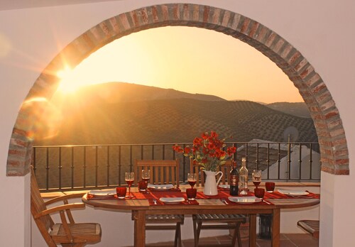 Traditional Mountain Village House, Private Pool, WiFi and Extensive Views  