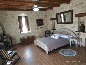 2 bedrooms, iron/ironing board, free WiFi, bed sheets - Amazing stone villa ,2 bedrooms, kitchen, Wc, Wifi, BBQ, garden, veranda,parking (Vasiliki)