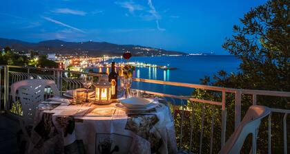 Merinäköala loma-asunto Cilentossa<br>kesälomat meren rannalla cilento italiassa