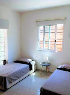 2 bedrooms, WiFi, bed sheets - No. 5 Holmes Place, Peyia, Coral Bay (Peyia)