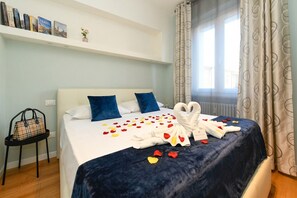 1 chambre, fer et planche à repasser, Wi-Fi gratuit, draps fournis