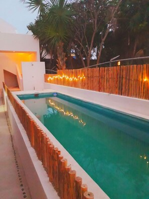 Outdoor pool - Hotel Lavi (Mahahual)