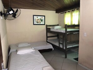 1 camera, ferro/asse da stiro, Wi-Fi gratuito, lenzuola