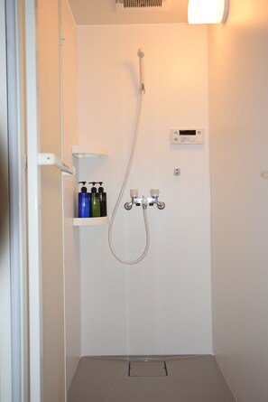 Bathroom - MT apartment (Osaka)