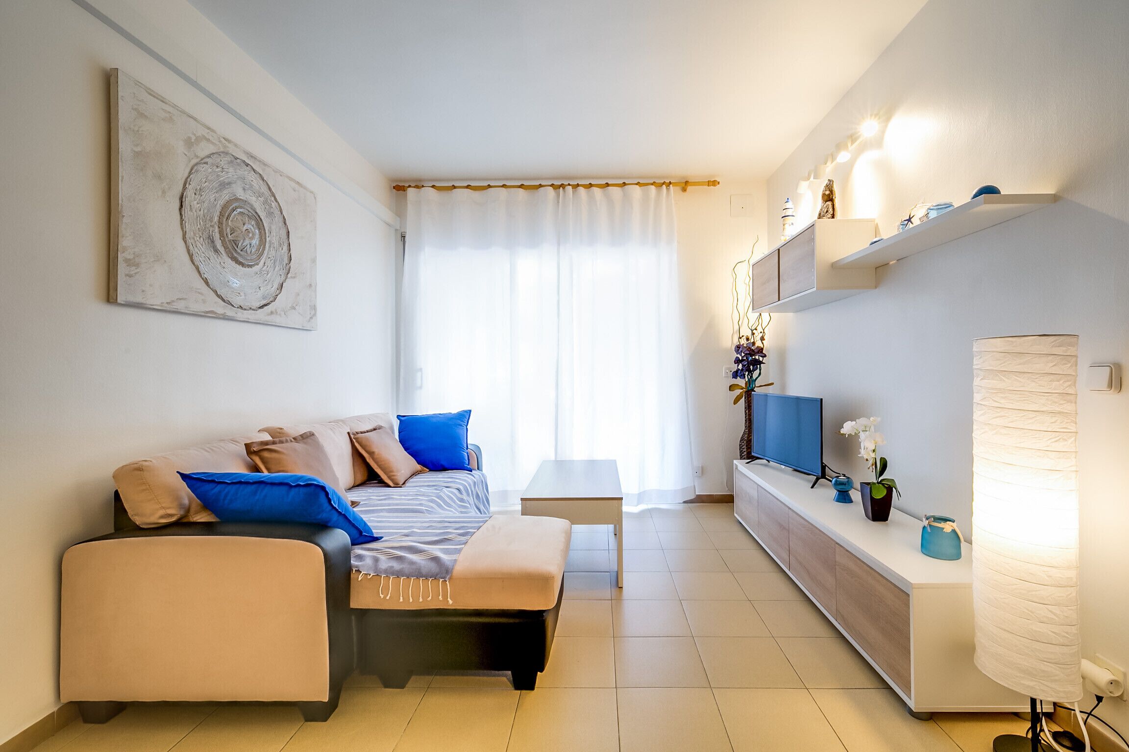 Apartment For 5 People, Community Pool 5 Minutes From The Beach And The Promenade Of Blanes, Free Wifi, Air-conditioned Living Room. Vivalidays Edurne. - Santa Susanna