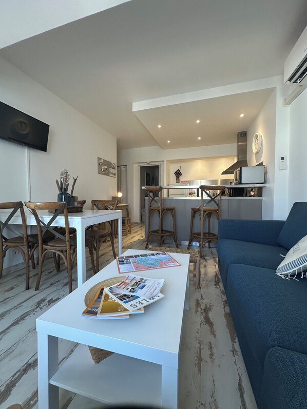 Televisión y libros 