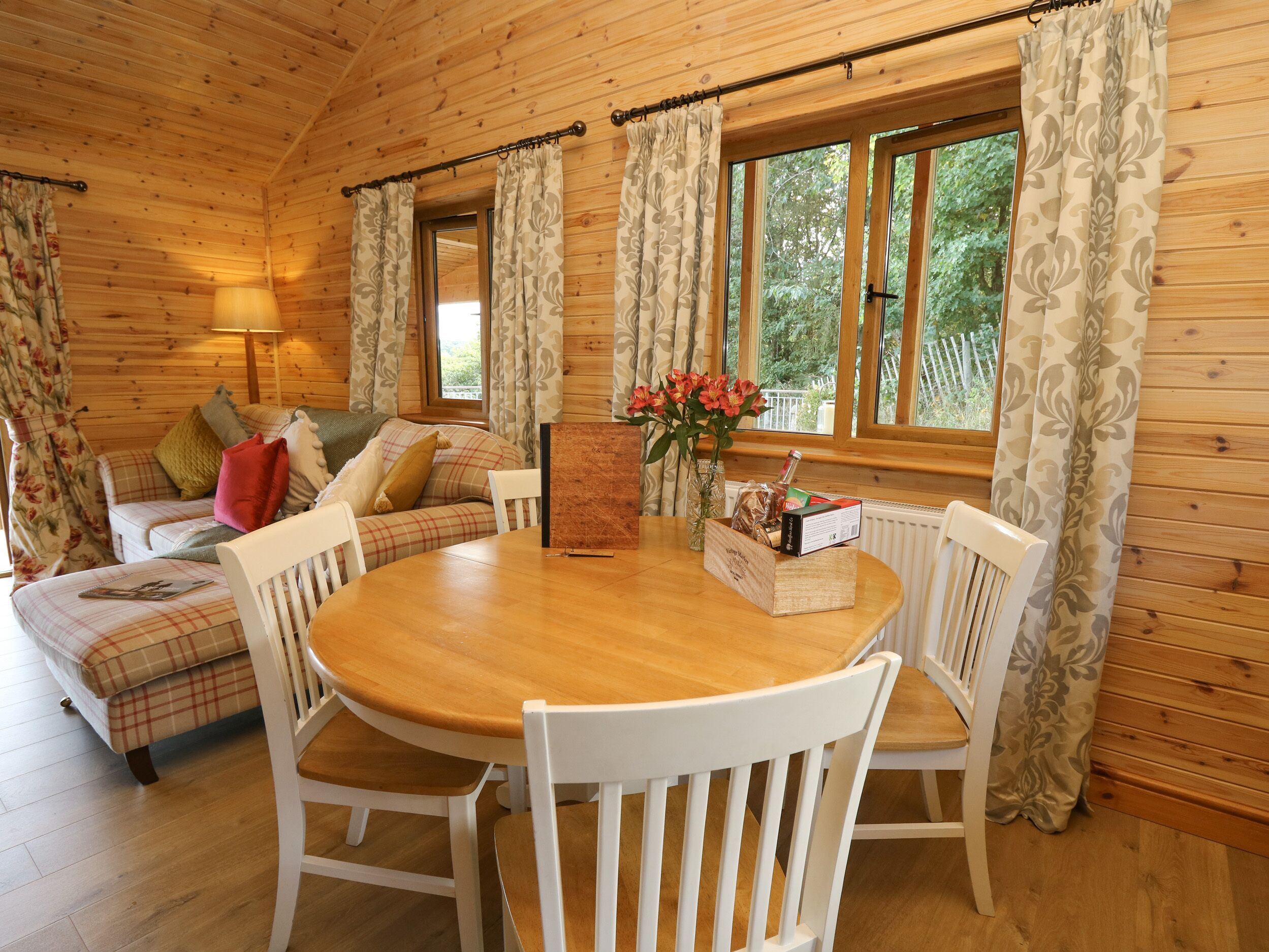 The Firs, Family Friendly, With Hot Tub In Llanidloes - Llanidloes