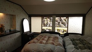 Twin Room | Free WiFi