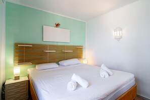 1 quarto, Wi-Fi de cortesia, roupa de cama