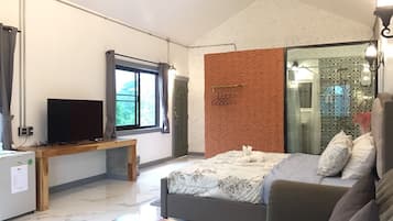 Family Room, Multiple Beds | Minibar, laptop workspace, blackout curtains, soundproofing