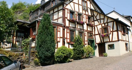 Cozy half-timbered house for large groups / families up to 17 persons