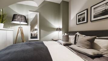 2 Schlafzimmer, Zimmersafe, BĂŒgeleisen/BĂŒgelbrett, WLAN
