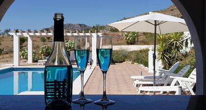 Villa Erase una vez, private pool, 360° view in the heart of a protected nature reserve