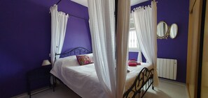 4 Schlafzimmer, Zimmersafe, Bügeleisen/Bügelbrett, Reisekinderbett