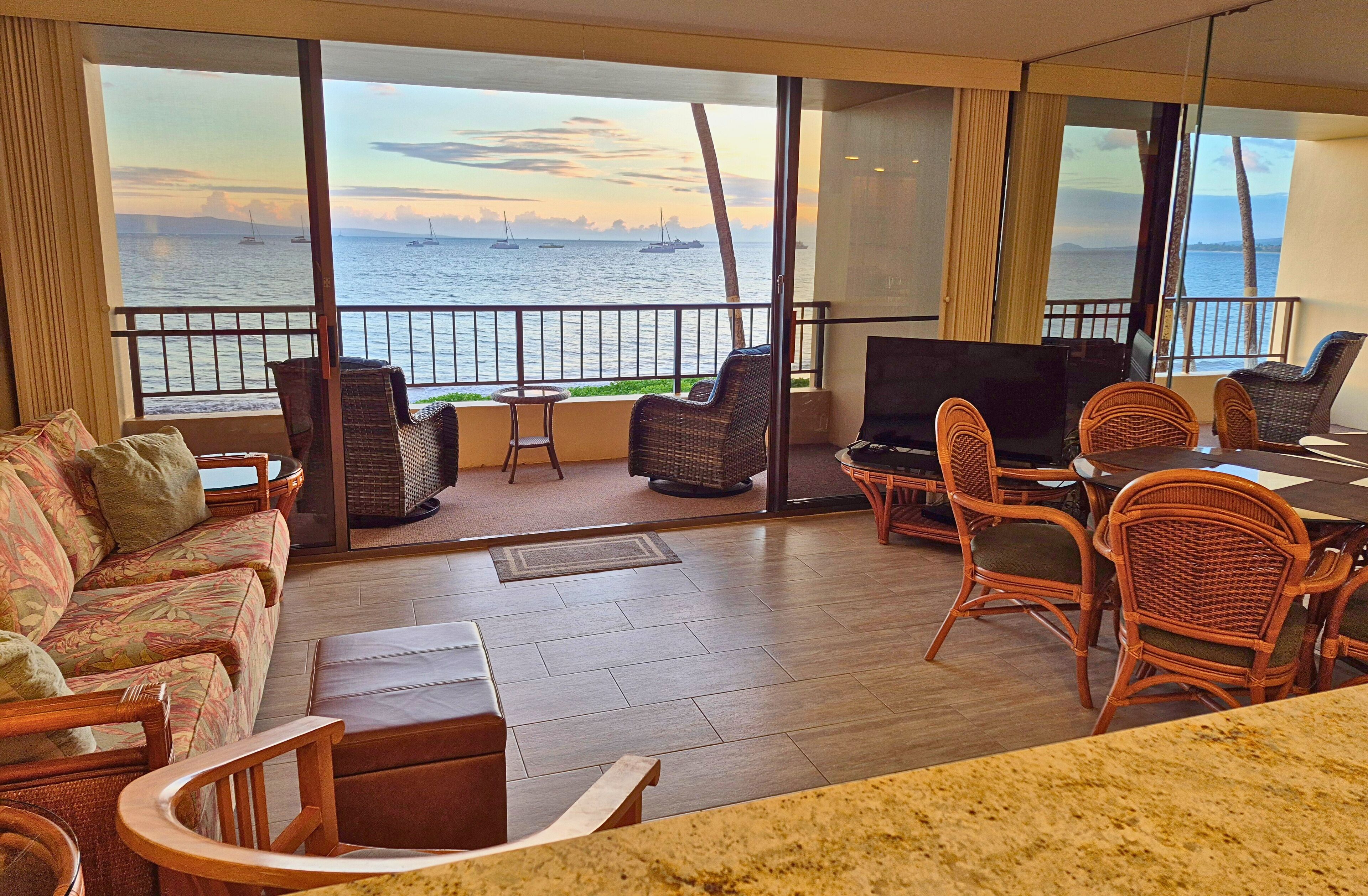 Smart-TV, bøker, musikkbibliotek og filmbibliotek