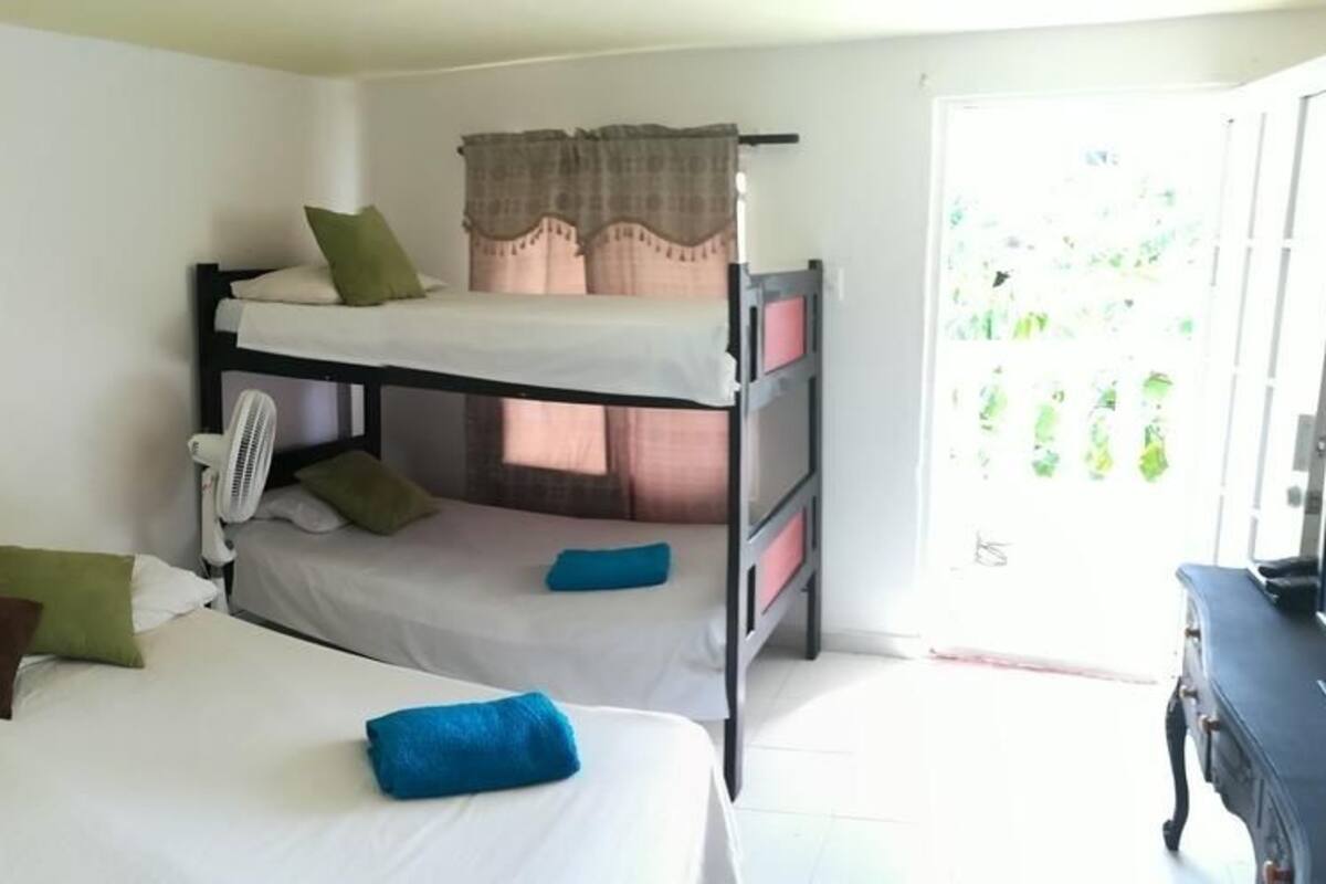 Habitación básica, 1 habitación, cocina | Tabla de planchar con plancha y wifi gratis