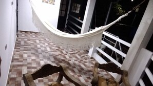 Porch - Harold's place 201 (San Andrés)