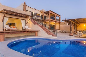 Piscina externa