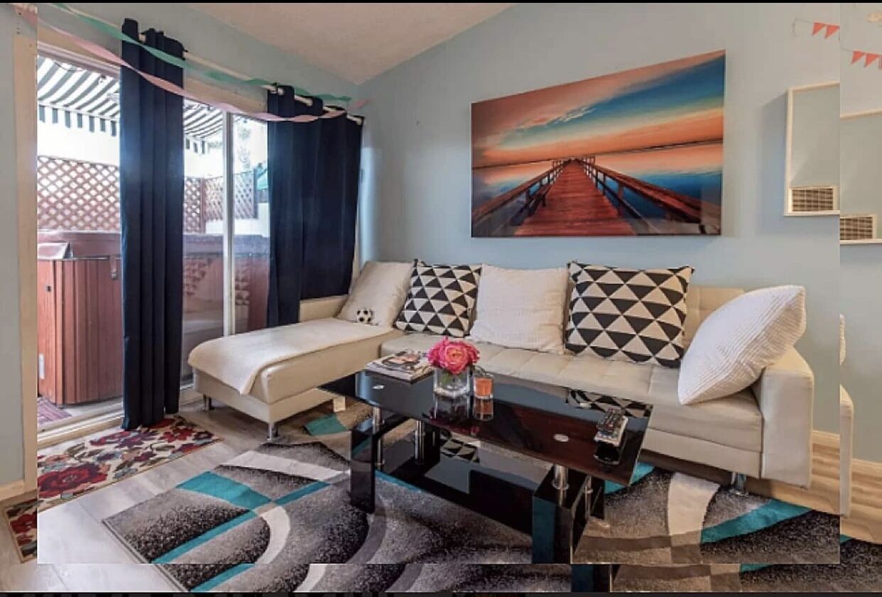 Sanitized Stylish Comfy Retreat W/Patio/FirePit 