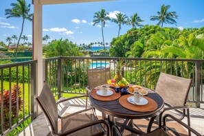 Outdoor dining - Kahala 122 Poipu Ocean views By Suite Paradise (Koloa)
