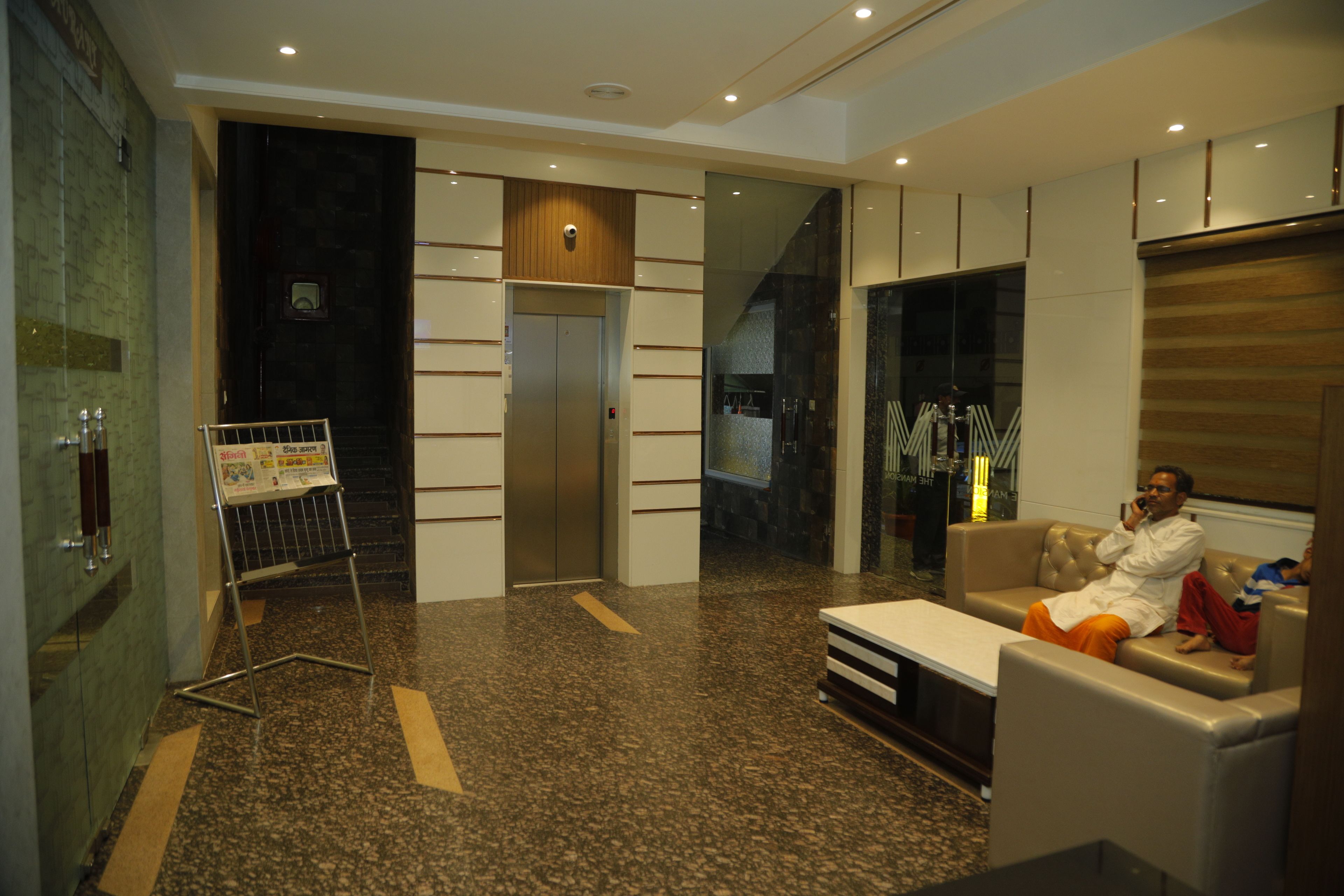 Khu tiếp khách ở sảnh