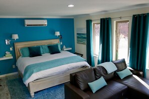 Room - Hummingbird Haven: Luxury Studio in Center of Sedona (Sedona)