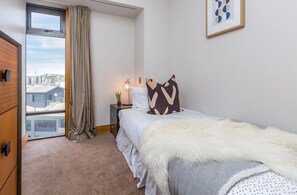 公寓, 公园景观 | 2 多间卧室、熨斗/熨衣板、免费 WiFi、床单