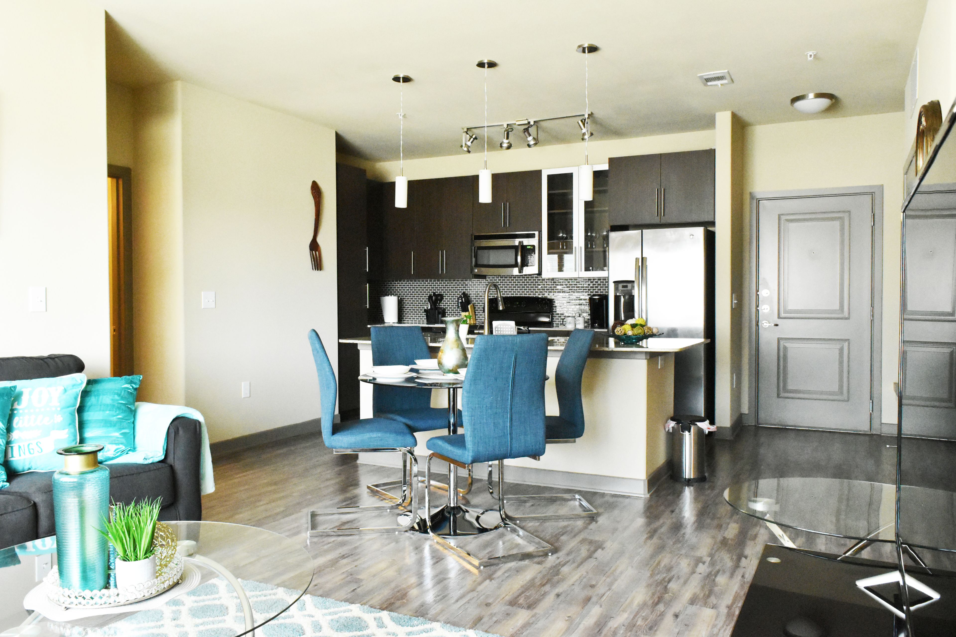 商務公寓, 2 間臥室, 2 間浴室, 城市景觀 | 客廳 | 59-吋平面電視、有線頻道、電視、Netflix